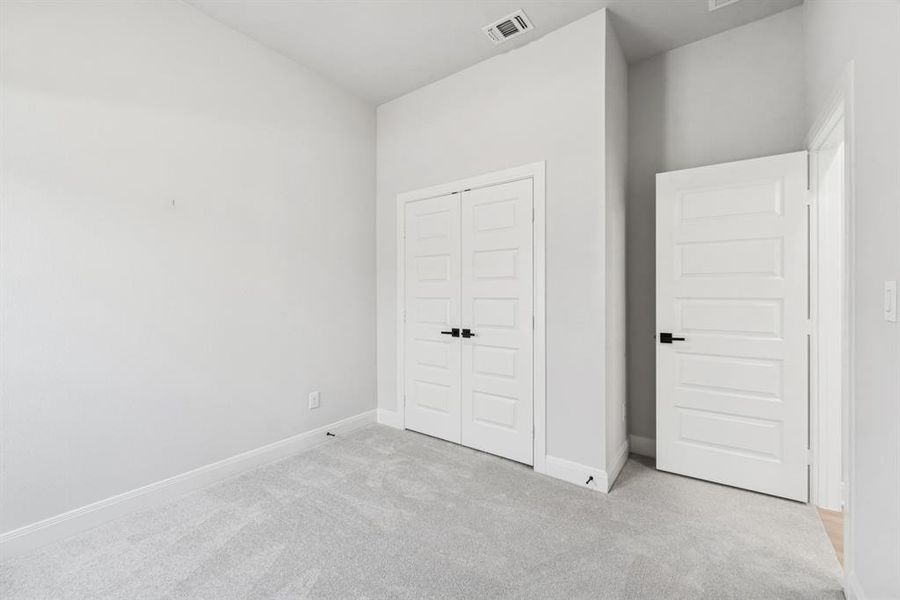 Spacious, unfurnished interior of a new home in Solterra - Garden Series, Mesquite (Image 17).