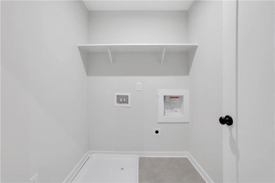 Spacious, unfurnished interior of a new home in , Roswell (Image 21).