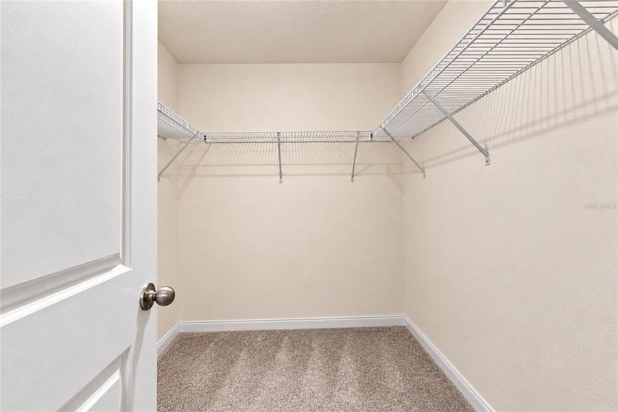 Spacious, unfurnished interior of a new home in Huntington Ridge, Ocala (Image 20). Spacious, unfurnished interior of a new home in Huntington Ridge, Ocala (Image 20).