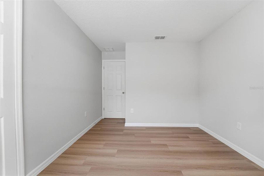 Spacious, unfurnished interior of a new home in , Eustis (Image 21).