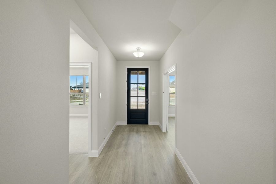 Spacious, unfurnished interior of a new home in Kentsdale Farms, DeSoto (Image 18). Spacious, unfurnished interior of a new home in Kentsdale Farms, DeSoto (Image 18).