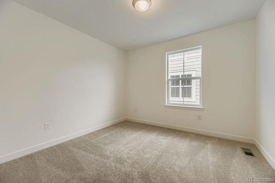 Spacious, unfurnished interior of a new home in , Centennial (Image 8).