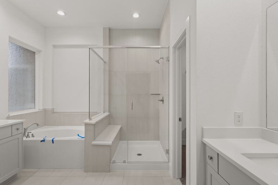 Representative furnished interior of a home built from the Fairway by Chesmar Homes in Riceland Alley Loads, Mont Belvieu (Image 8).