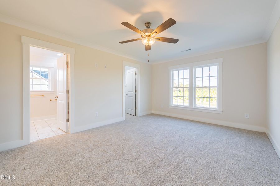 4251OldStageRdN-Interior-Web-24