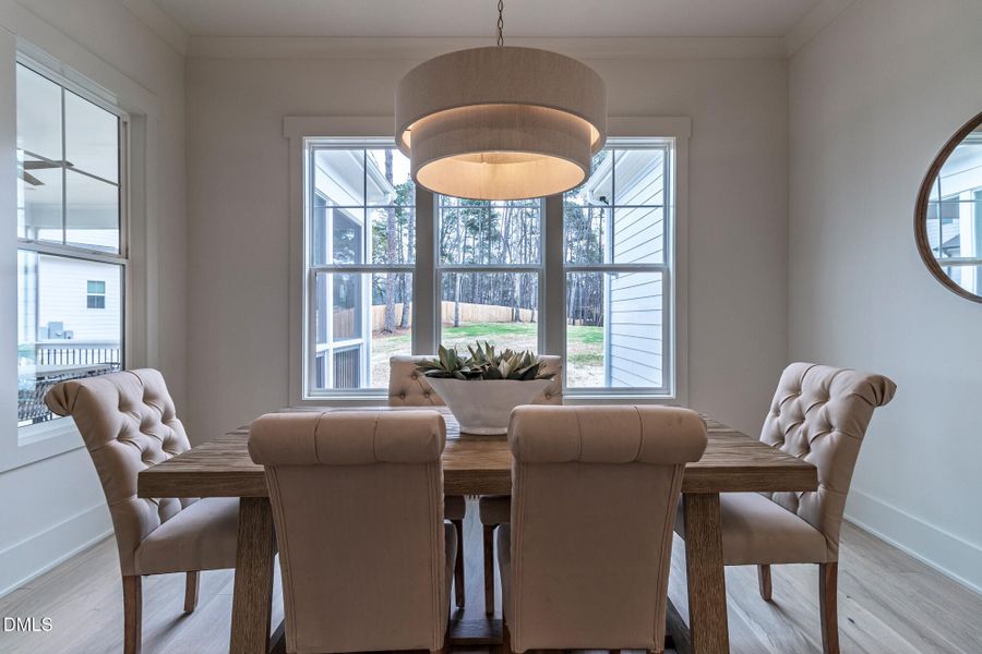 401_STABLE_VALLEY_INTERIOR_21