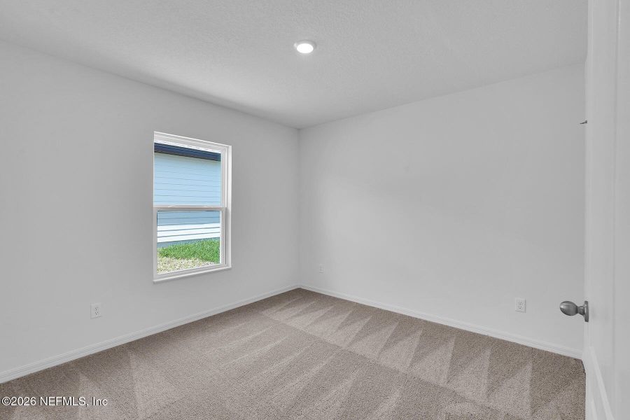 Spacious, unfurnished interior of a new home in Westport Landing, Jacksonville (Image 14).