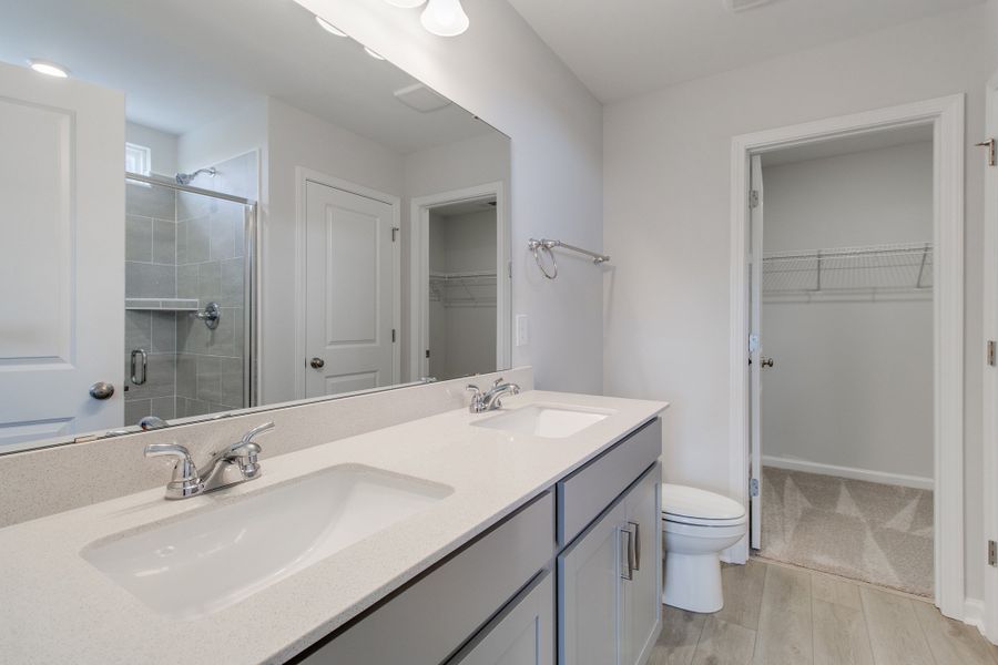 Furnished interior view inside a new home in Ellington, Elgin (Image 11).