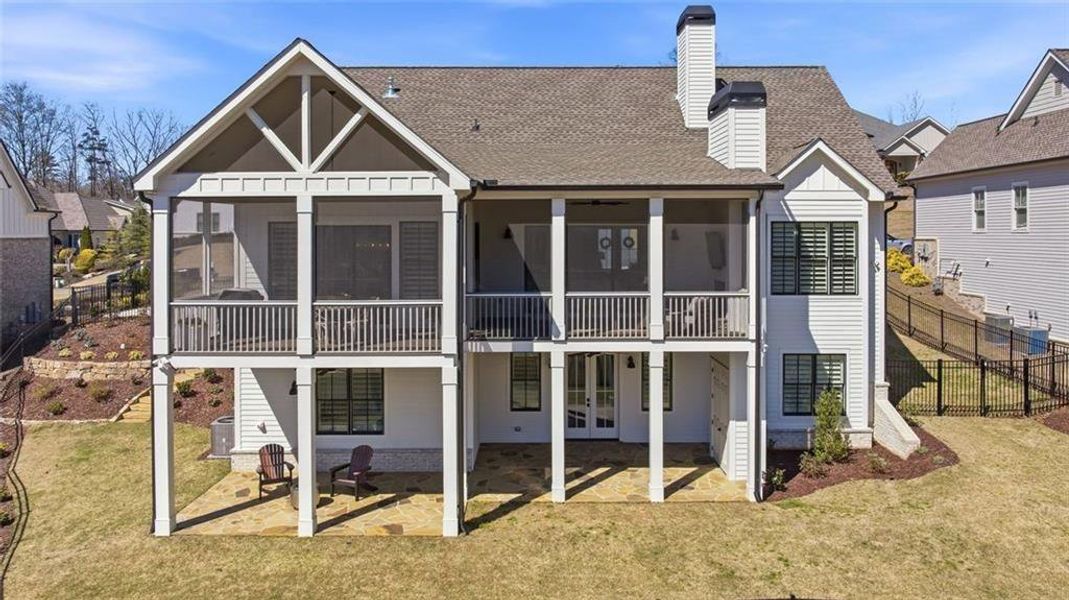 Exterior details and patio area of a home in , Dawsonville (Image 4).