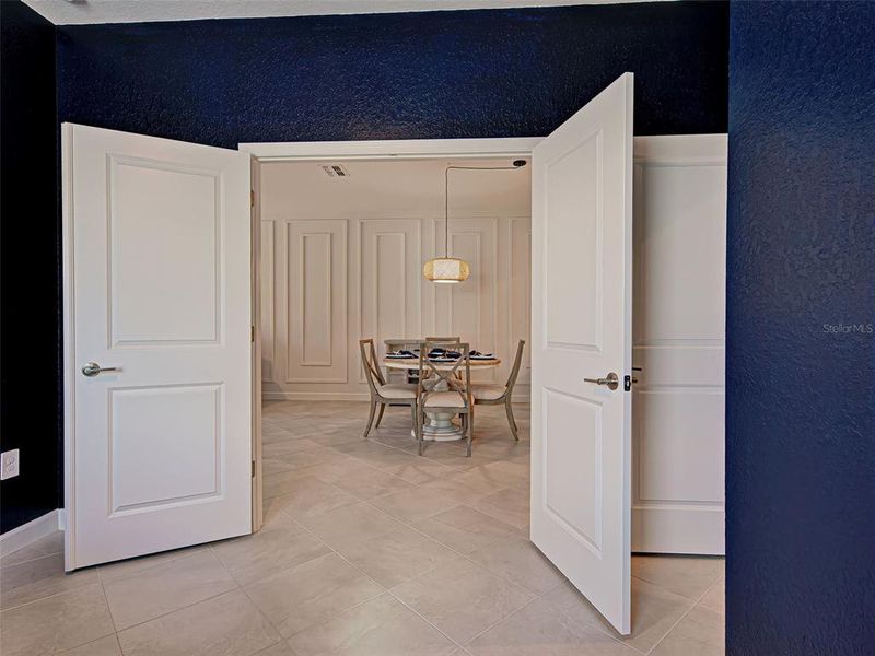 Furnished interior view inside a new home in , Englewood (Image 26).