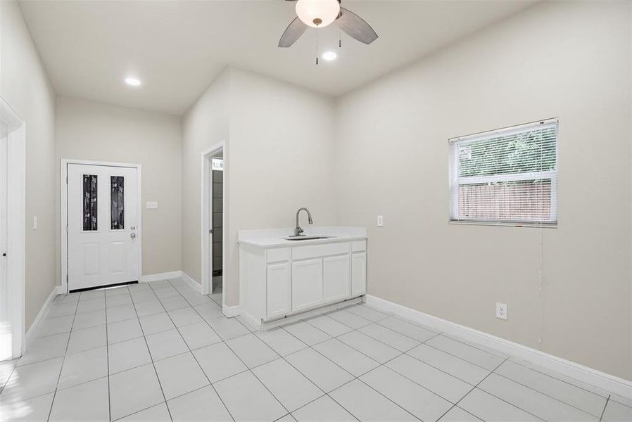 Furnished interior view inside a new home in , Fort Worth (Image 13).