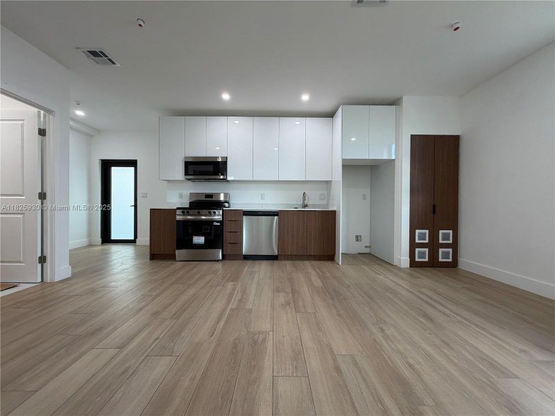 Spacious, unfurnished interior of a new home in , Miami (Image 42). Spacious, unfurnished interior of a new home in , Miami (Image 42).