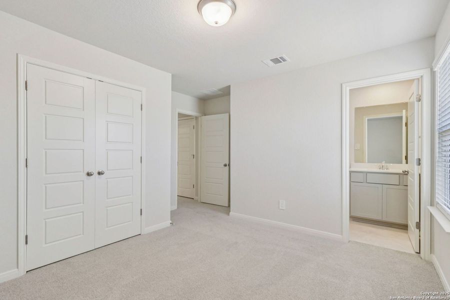 Spacious, unfurnished interior of a new home in Estancia Ranch - Premier Series, San Antonio (Image 30). Spacious, unfurnished interior of a new home in Estancia Ranch - Premier Series, San Antonio (Image 30).