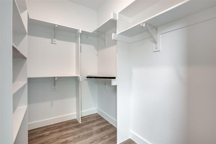 Spacious, unfurnished interior of a new home in , Dallas (Image 19).