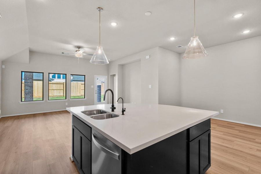 Furnished interior view inside a new home in The Highlands 45', Porter (Image 11).