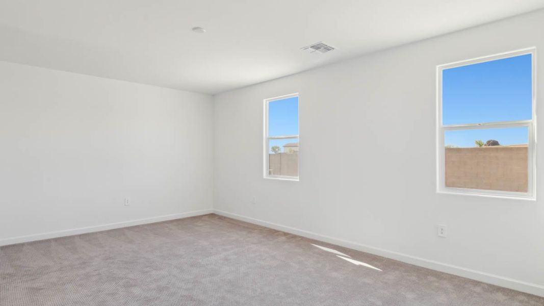 Spacious, unfurnished interior of a new home in Entrada Del Oro, Gold Canyon (Image 12). Spacious, unfurnished interior of a new home in Entrada Del Oro, Gold Canyon (Image 12).