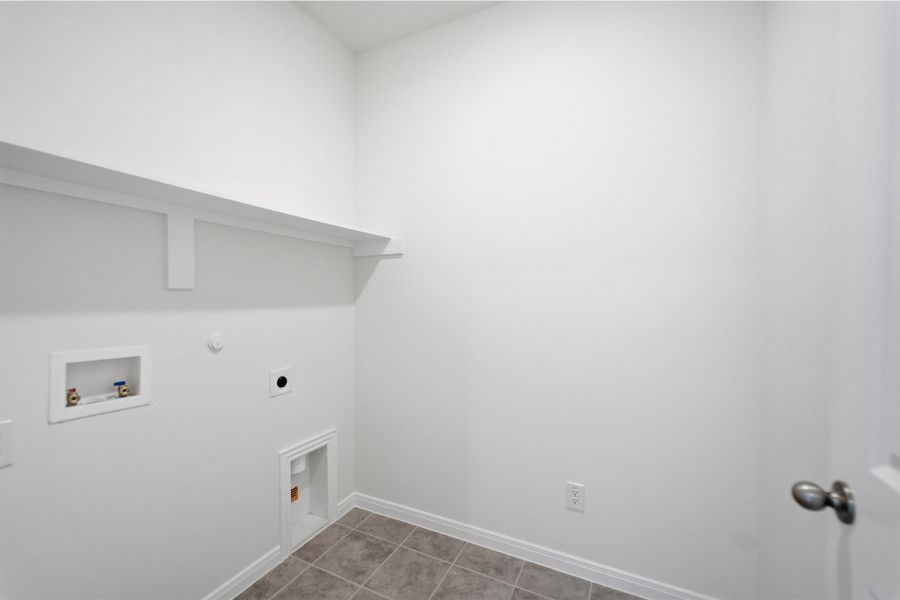 Spacious, unfurnished interior of a new home in Sagebrook, Argyle (Image 26). Spacious, unfurnished interior of a new home in Sagebrook, Argyle (Image 26).