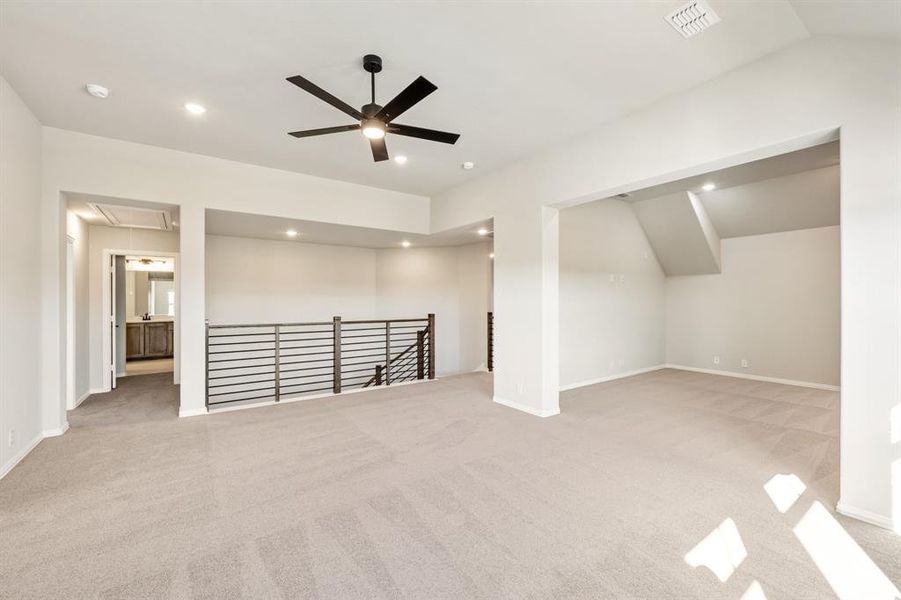 Spacious, unfurnished interior of a new home in The Grove, Midlothian (Image 31).