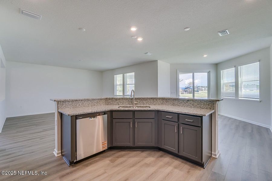 Image 32 of a home in Copper Ridge.