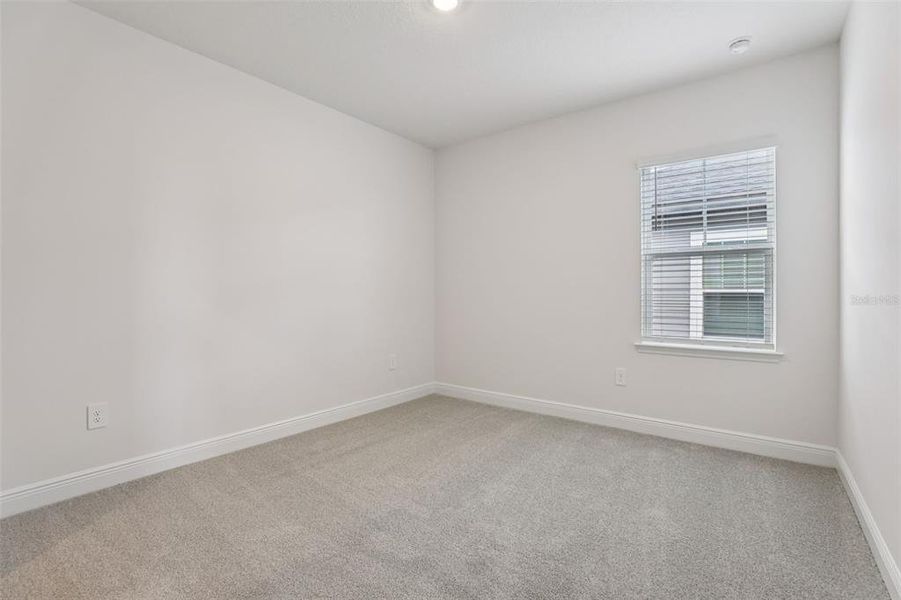 Spacious, unfurnished interior of a new home in Cyrene at Minneola, Minneola (Image 42).