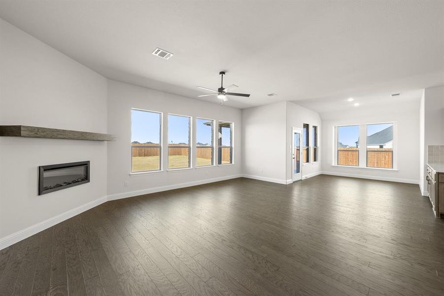 209 Pine Leaf- Living Room-2