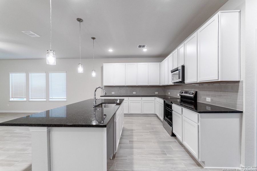 Furnished interior view inside a new home in Laurel Vistas, San Antonio (Image 7).