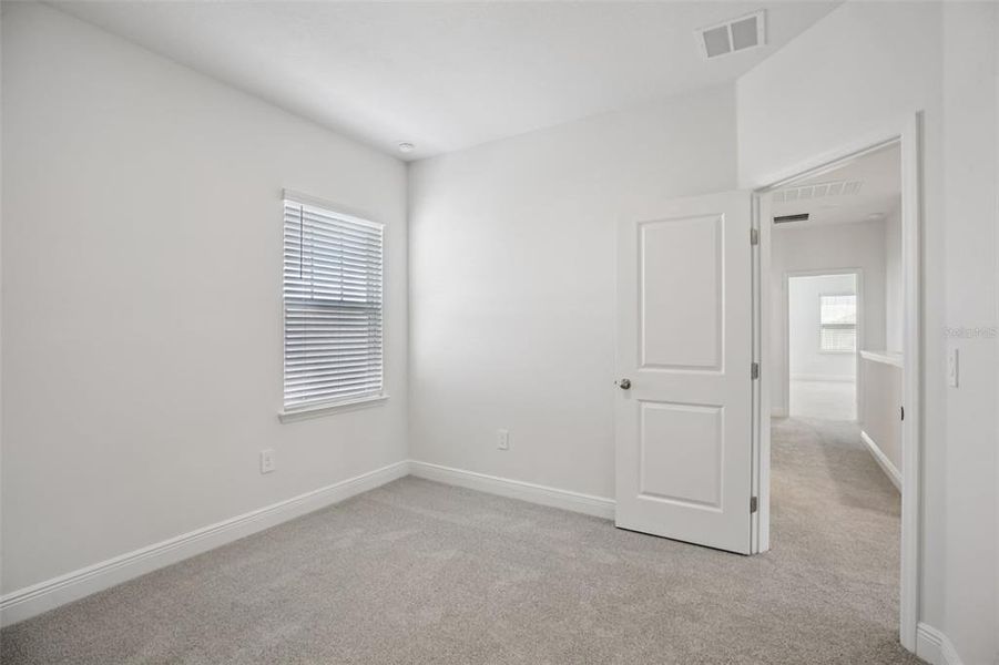 Spacious, unfurnished interior of a new home in Cyrene at Minneola, Minneola (Image 27).