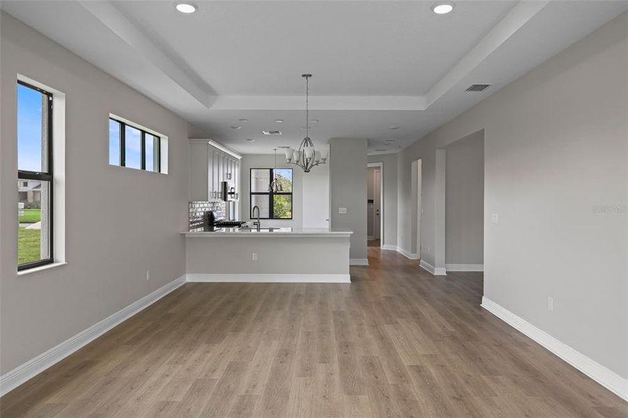 Spacious, unfurnished interior of a new home in Cresswind Lakewood Ranch, Lakewood Ranch (Image 10).
