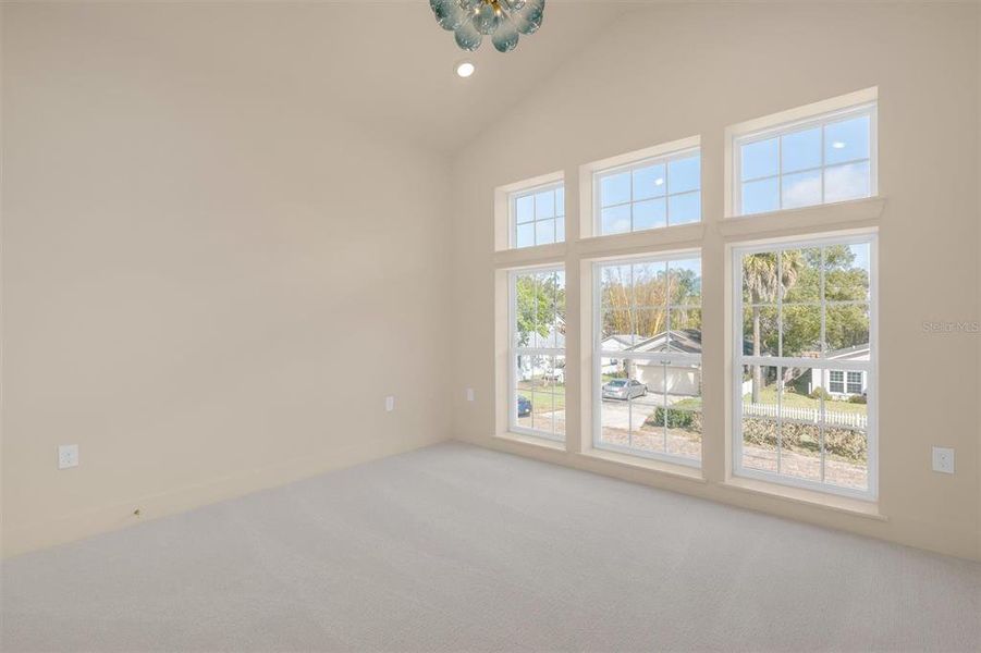 Spacious, unfurnished interior of a new home in , Winter Park (Image 17).