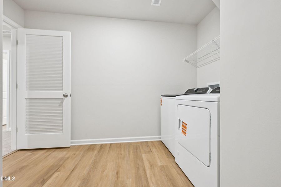 24-web-or-mls-Raleigh - Oak Manor - 536