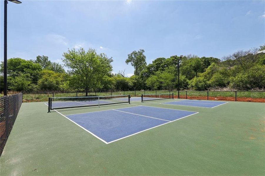 Community amenities in , Hoschton (Image 64).