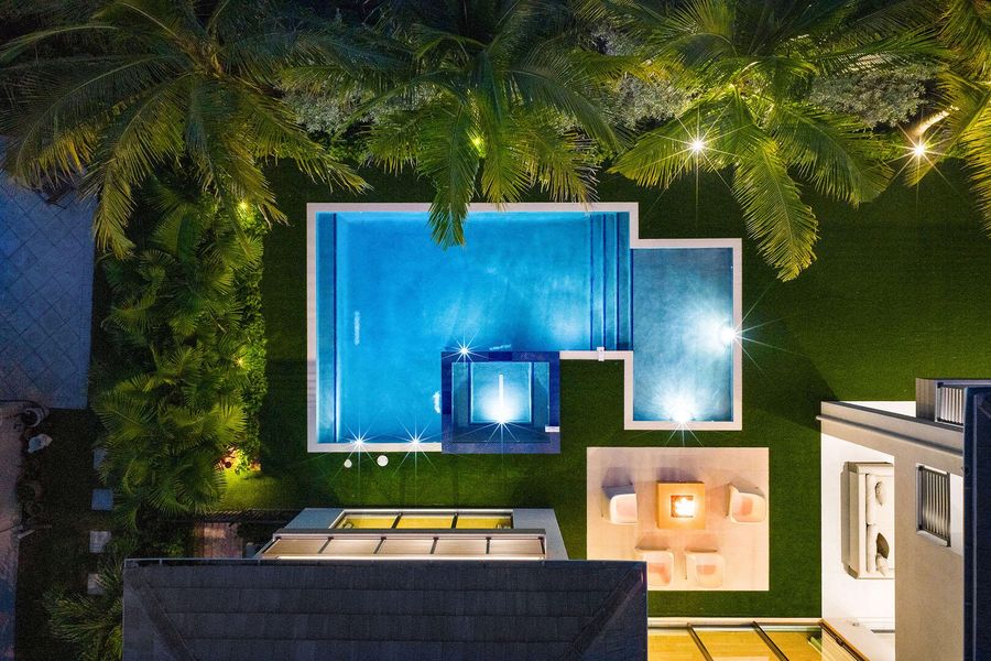 2212_Date_Palm_Road_Dusk_19