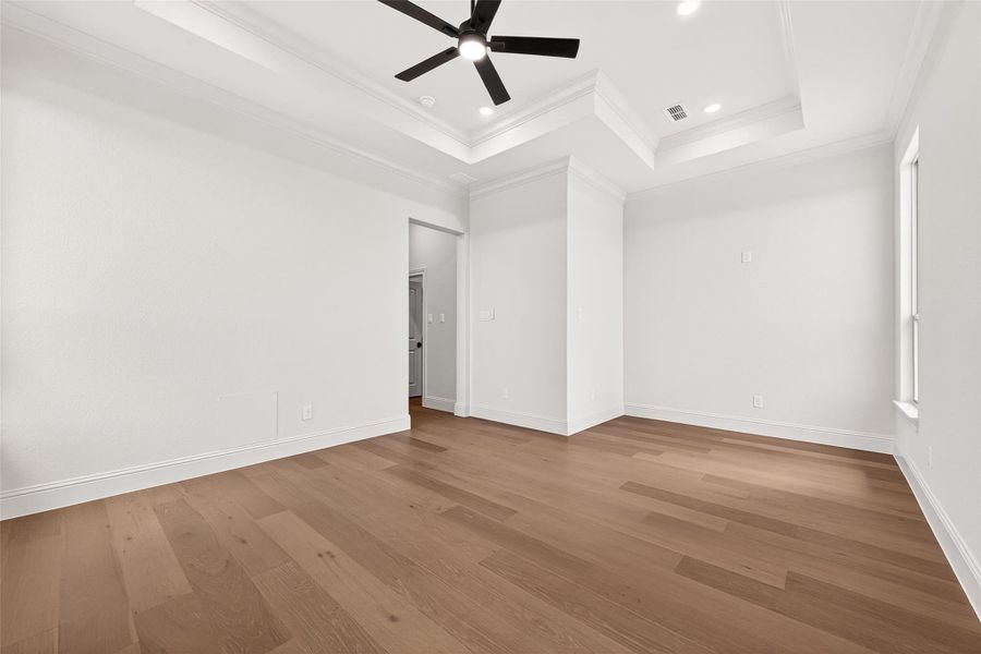 Spacious, unfurnished interior of a new home in , East Bernard (Image 31).