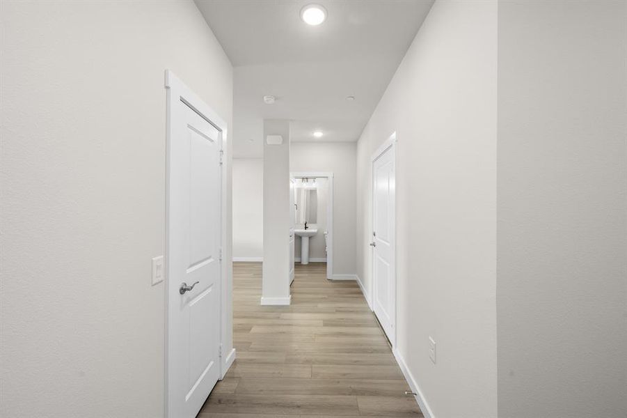 4615 Haws Trail_ 2571_Ivy- Entry-2