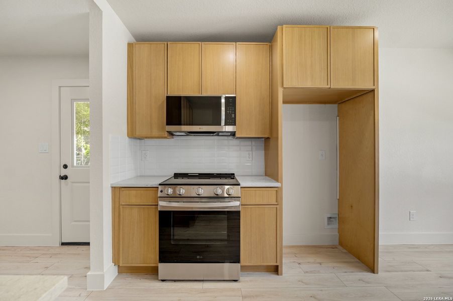 Furnished interior view inside a new home in , San Antonio (Image 7).