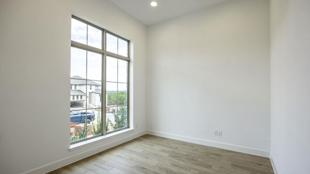 Spacious, unfurnished interior of a new home in Wolf Ranch 51', Georgetown (Image 16).