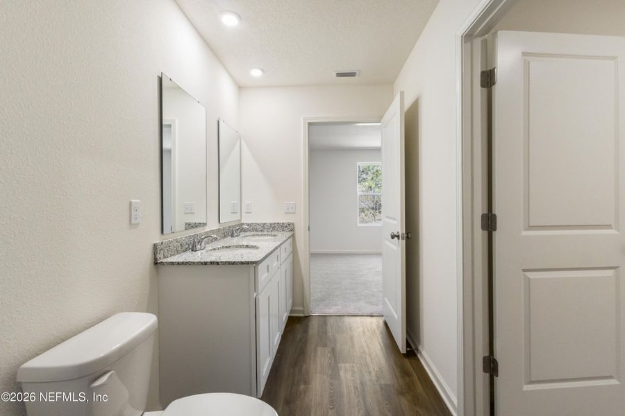 Furnished interior view inside a new home in , Palatka (Image 8).