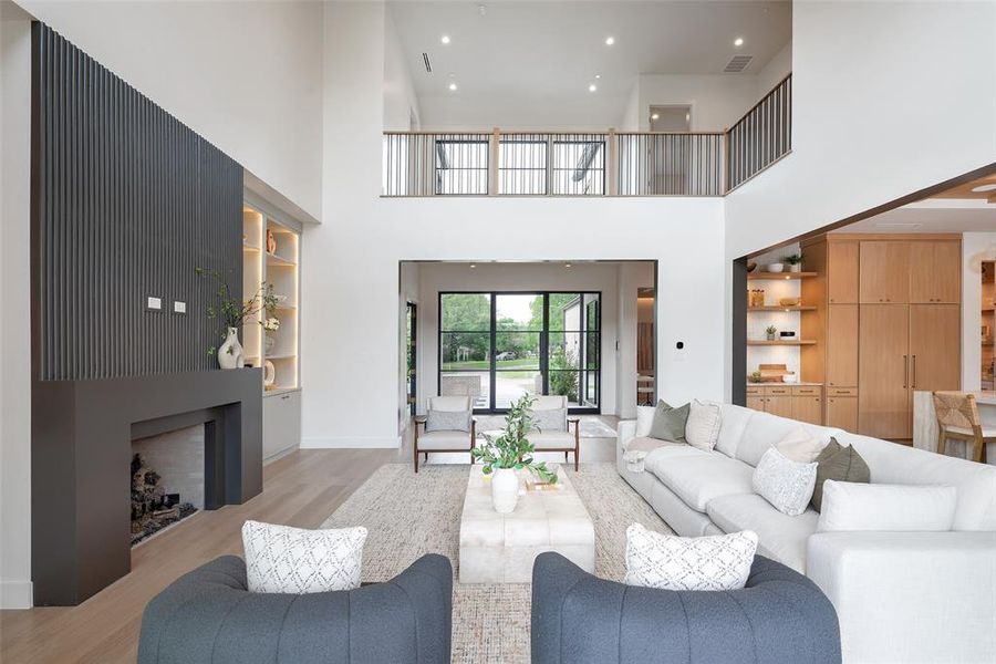 Furnished interior view inside a new home in , Dallas (Image 18). Furnished interior view inside a new home in , Dallas (Image 18).