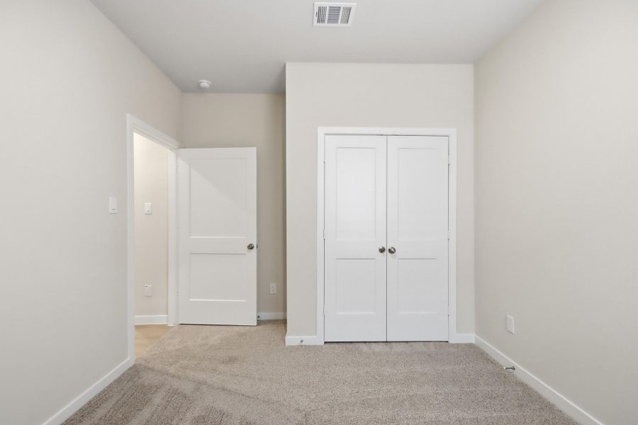 Spacious, unfurnished interior of a new home in Audubon, Magnolia (Image 15).
