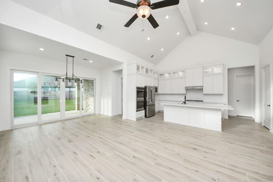 **Photos are representative - not of actual home** **Photos are representative - not of actual home**