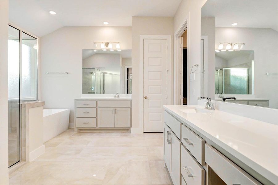 Furnished interior view inside a new home in , Fulshear (Image 42). Furnished interior view inside a new home in , Fulshear (Image 42).