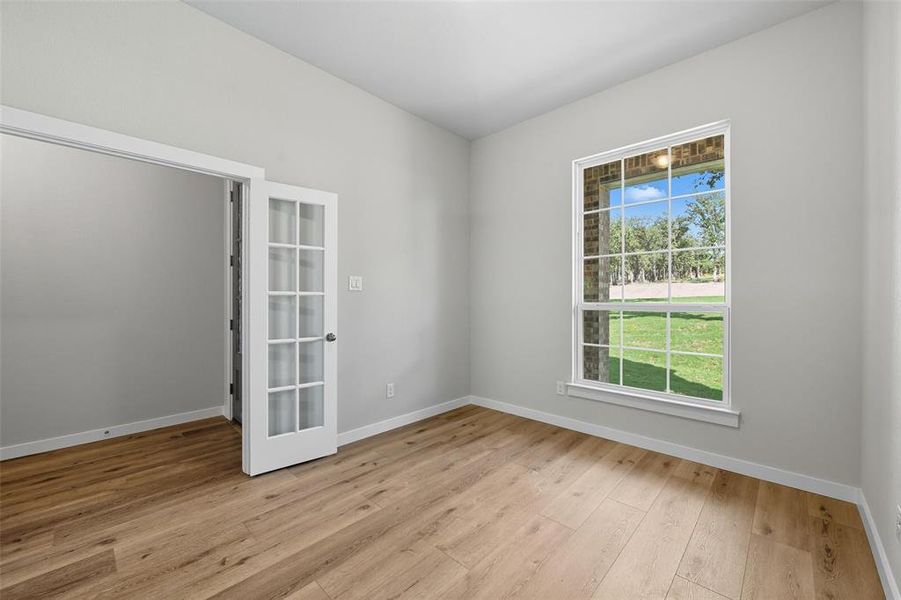 Spacious, unfurnished interior of a new home in Arbor Oaks, Boyd (Image 21).