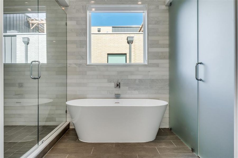 Primary Soaker tub Primary Soaker tub