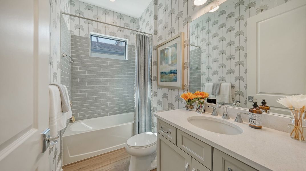 Representative furnished interior of a home built from the Endless Summer 4 by Neal Communities in Vistera of Venice, Venice (Image 14).