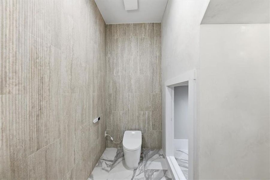 Furnished interior view inside a new home in , Lawrenceville (Image 52).