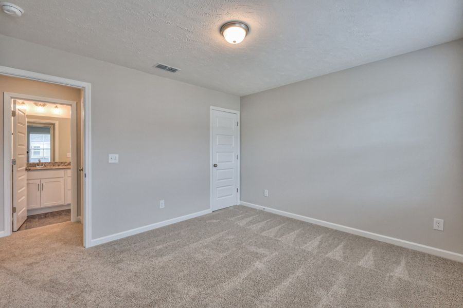 Spacious, unfurnished interior of a new home in Jackson Towne, Murfreesboro (Image 24). Spacious, unfurnished interior of a new home in Jackson Towne, Murfreesboro (Image 24).