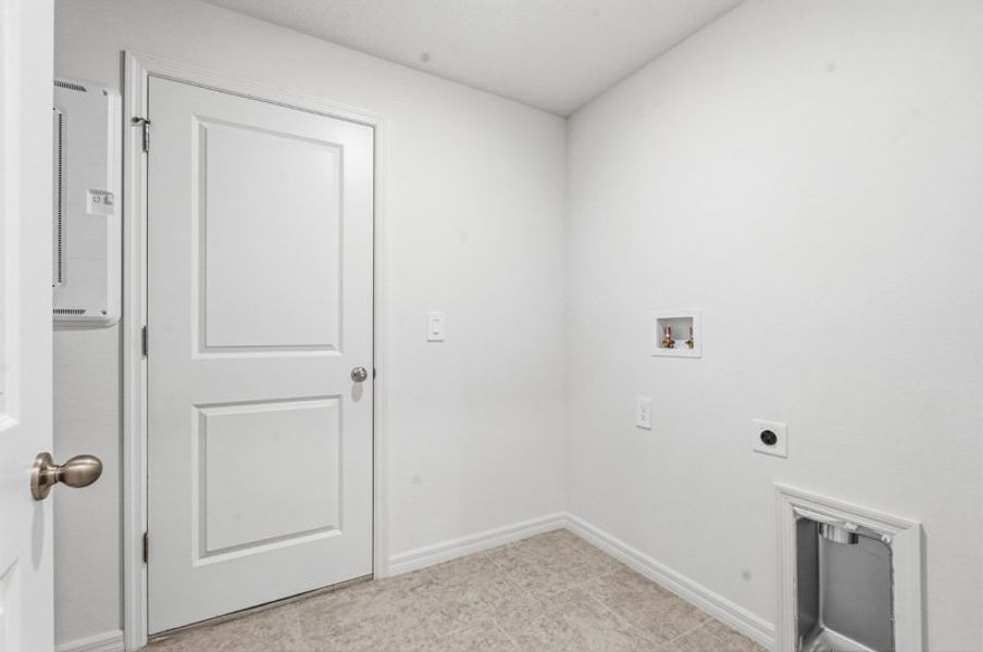 Spacious, unfurnished interior of a new home in Richmond Cove, Palm Bay (Image 42). Spacious, unfurnished interior of a new home in Richmond Cove, Palm Bay (Image 42).