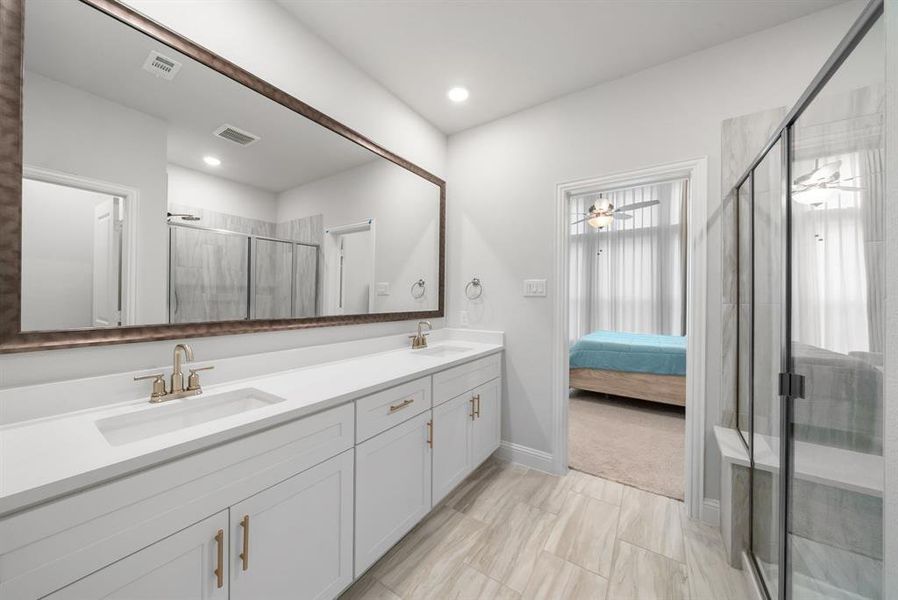 Furnished interior view inside a new home in , Frisco (Image 17).