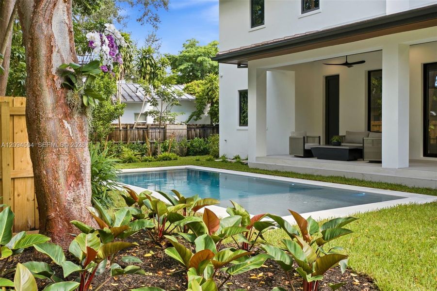 Exterior details and patio area of a home in , South Miami (Image 35).