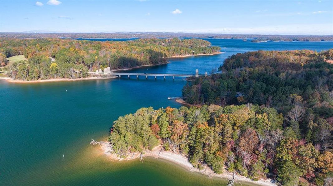 Natural landscape and outdoor views near Waypoint in Flowery Branch (Image 41).