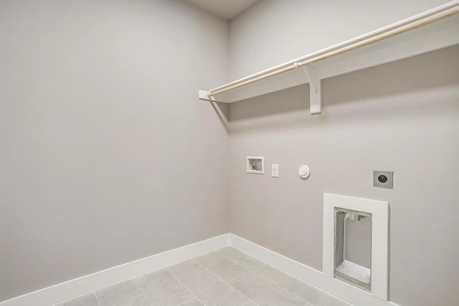 Representative furnished interior of a home built from the The Macy by Elmwood Custom Homes in Matthews Farm, Venus (Image 8). Representative furnished interior of a home built from the The Macy by Elmwood Custom Homes in Matthews Farm, Venus (Image 8).